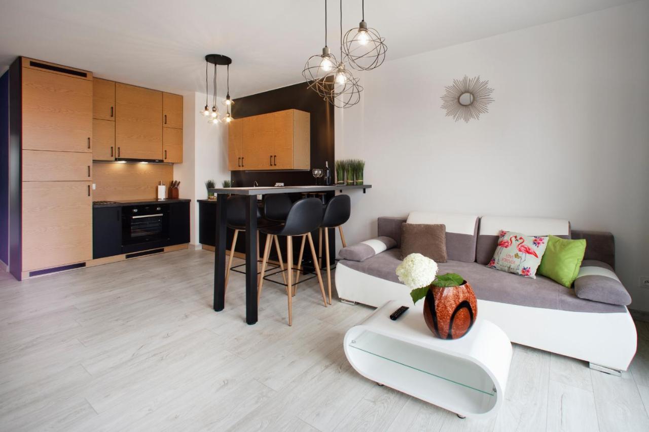 P&O Business Serviced Apartments Cybernetyki Warschau Exterior foto